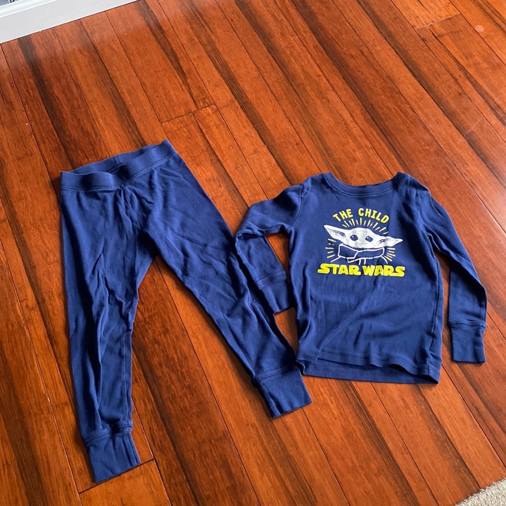 Gap kids Star Wars The Child PJ Set